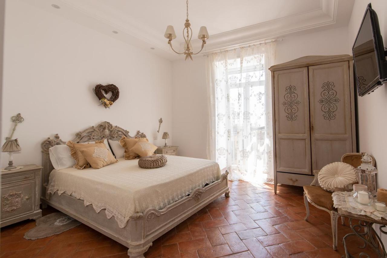 B&B Dimora Mazzarino Napoli Eksteriør billede